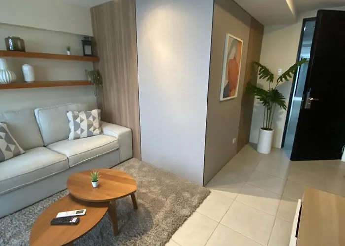 Edsa Heights Unit 3405 Cozy One Bedroom Penthouse Unit Aparthotel 4*
