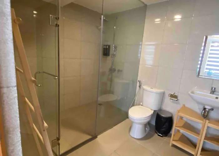Edsa Heights Unit 3405 Cozy One Bedroom Penthouse Unit 4*