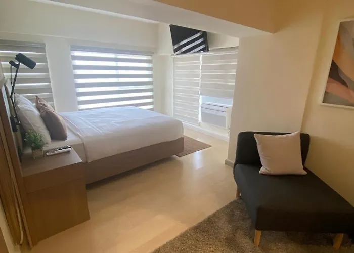 Edsa Heights Unit 3405 Cozy One Bedroom Penthouse Unit